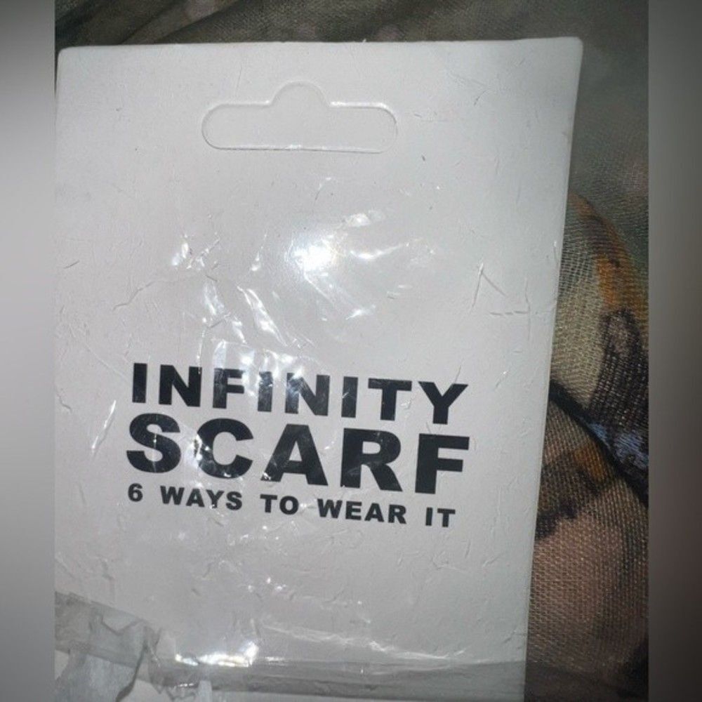 NIP Infinity Scarf - Picture 2 of 4